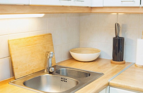 Tammisalo Apartment | Relax & Explore, Sauna, Metro & Malls 3 Mins Away