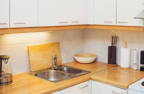 Tammisalo Apartment | Relax & Explore, Sauna, Metro & Malls 3 Mins Away