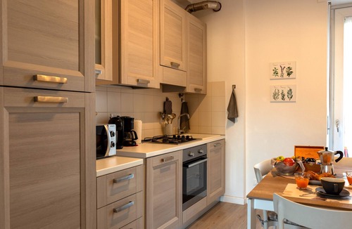 Nord-Ovest Apartment | Relax & Free Parking: Elegant Three-room apartment between Verona and Valpolicella