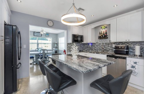 Largo House | Relax Home with Pool and near Beaches in Largo, FL