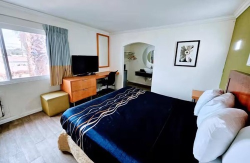 Ridgecrest Hotel | Relax in a Clean Studio w/King Bed + Private Bathroom, Central Ridgecrest