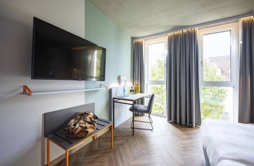 Waiblingen Hotel | Relax in a Peaceful Room Near Historic Waiblingen Market Square & Galleries