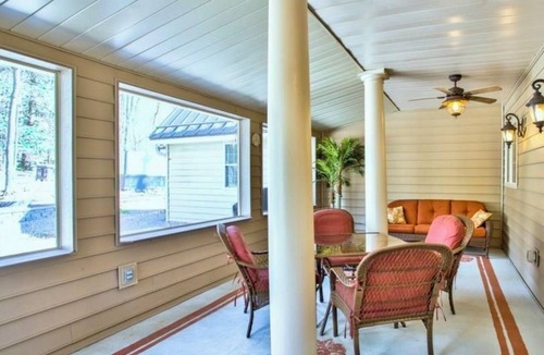 Alpine Lake House | Relax in this Spacious Craftsman style home at Alpine Lake with new golf cart