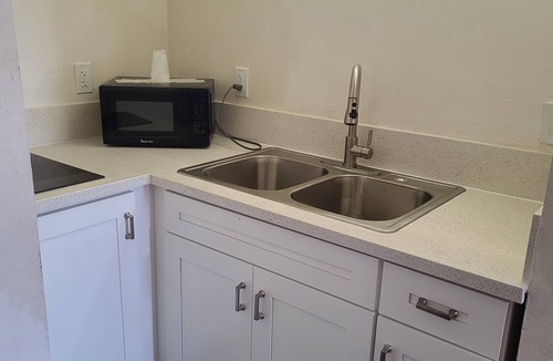 El Cajon Hotel | Relax Inn And Suites