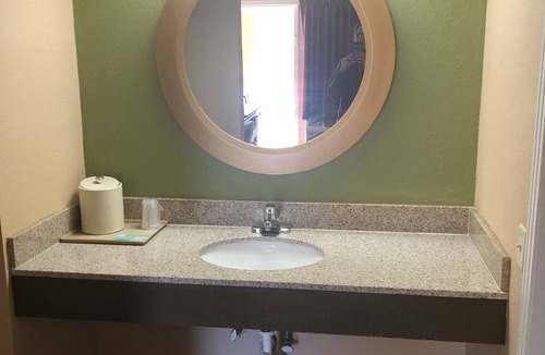 Guin Hotel | Relax Inn Guin