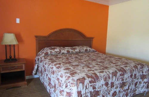 Tyler Hotel | Relax Inn Tyler