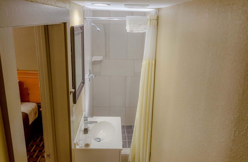 Bryson City Hotel | Relax Inn