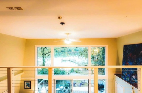 Lancaster House | Relax on Dock, Play Pool, Kayak the Coves, Views