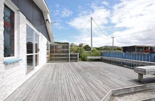 Riverton House | Relax on the Riviera
