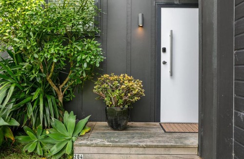 Whangamata House | Relax on Williamson - Whangamata