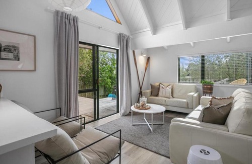 Whangamata House | Relax on Williamson - Whangamata