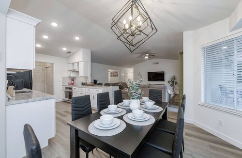 Clovis House | Relax & Play in Clovis! 4BR w/Hot Tub, Game Room, Firepit, Close to Hospitals