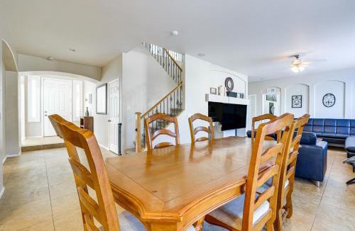 San Tan Valley House | Relax Poolside! Group-Friendly San Tan Valley Gem