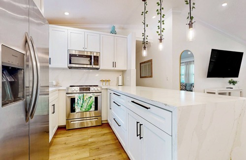 Hunt Club House | Relax Poolside! Family West Palm Beach Gem w/Yard