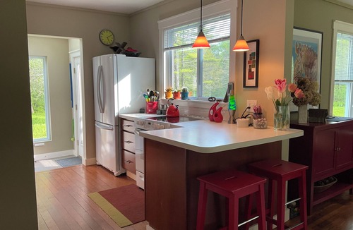 Sandisfield House | Relax, Read, Entertain, Or Walk To West Lake From Our Berkshire Home.