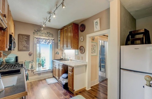 Lebanon House | Relax & Reboot in this Charming 2-Bedroom Townhome