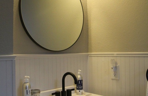 Long Beach Hotel | Relax & Recharge! 2 Comfortable Units, Full Kitchen, Free Parking, Pets Allowed