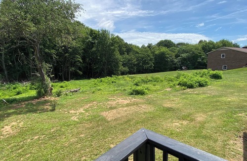 Axton House | Relax & Recharge at This Charming Country Home