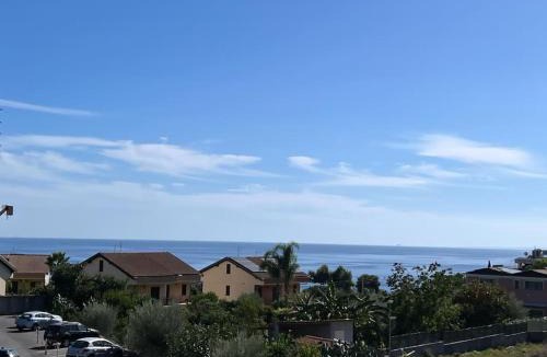 Capo Mulini Apartment | Relax Sea Capomulini Appartamento su due livelli