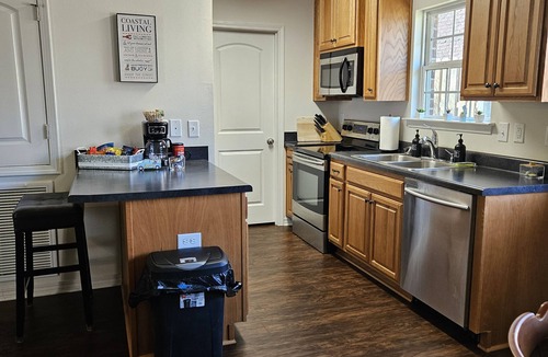 Saint Elmo House | Relax & Unwind at This Charming West Mobile Getaway! 2BR/2BA Guesthouse Retreat!