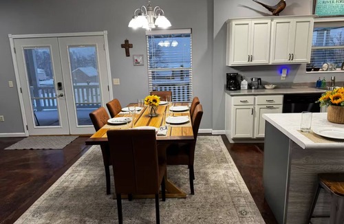 Bon Homme County House | Relax & Unwind in a Comfortable Rural Getaway in Running Water near the MO River