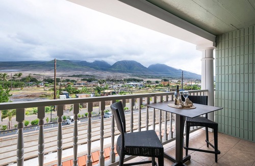 Historic Lahaina Front Street Condo | Relax & Unwind – Lahaina Shores 318 Studio