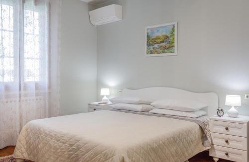 Formigine Apartment | Relax Villa with Garden & BBQ - Motorvalley Vibes