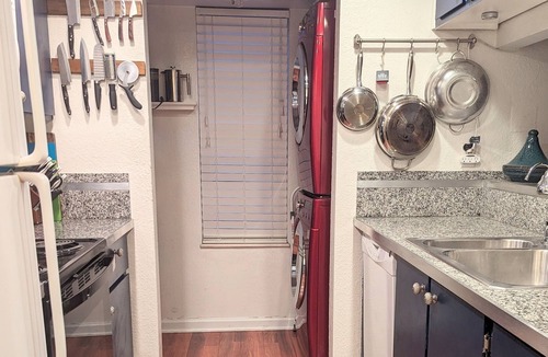 West Westminster House | Relax.Work.Play ~Your home away from home, only 20min Den.Boulder.Golden