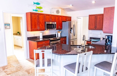 Long Meadow House | Relaxation awaits at this 3 bedroom Rotonda Retreat.
