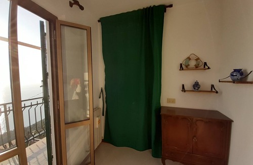 Moneglia Apartment | Relaxation between countryside and sea 2 Code CIN IT010037C2K29NST8M - 4 beds