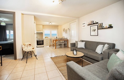 Gouves House | Relaxation in this house with the sound of the sea