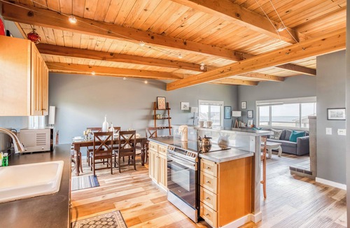 Kiwanda Shores House | Relaxed Ocean View Across From Kiawanda Rock, Game Room and EV Charging!