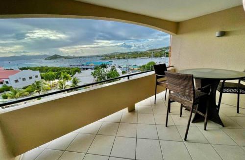 Red Hook House | Relaxing 1bed 1bath Villa In Downtown Red Hook!