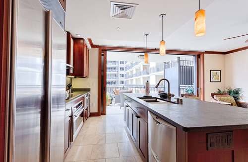 Ko Olina Condo | Relaxing 4th floor with Lap Pool View - Ocean Tower Beach Villa