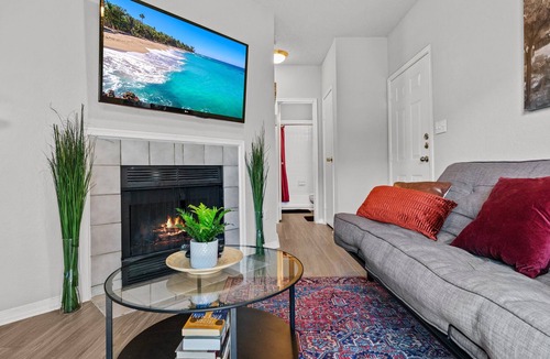 Milwood Apartment | Relaxing Apartment by the Domain