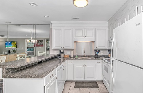 Surfside Beach Condo | RELAXING BALCONY KING MASTER! BK NOW 4 for FALL,WINTER MONTHS & NEXT YEAR