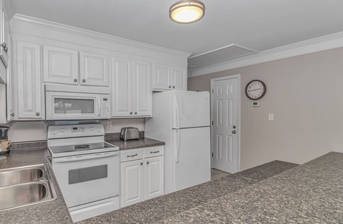 Surfside Beach Condo | RELAXING BALCONY KING MASTER! BK NOW 4 for FALL,WINTER MONTHS & NEXT YEAR