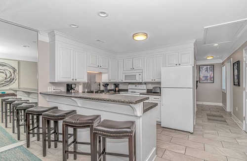 Surfside Beach Condo | RELAXING BALCONY KING MASTER! BK NOW 4 for FALL,WINTER MONTHS & NEXT YEAR