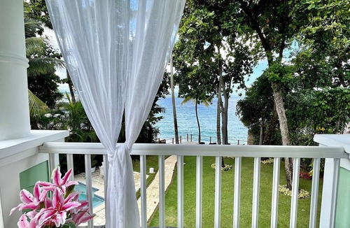 El Batey Hotel | Relaxing Beachfront 2BR Condo with Direct Access to Beach