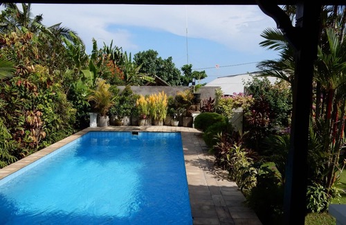Jasri Villa | Relaxing Beachfront Villa - Close to Surf break