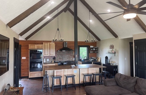 Scenery Hill Cabin | Relaxing cabin with stunning views of SW Pennsylvania