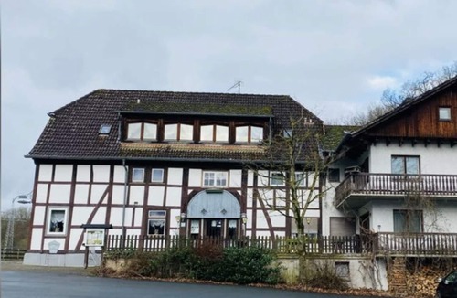 Schieder-Schwalenberg House | Relaxing time in a single room at the Fischanger Resort