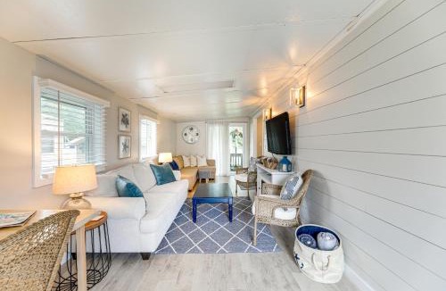 Ocean Pines House | Relaxing Family Getaway, Quiet Area Mins from OC