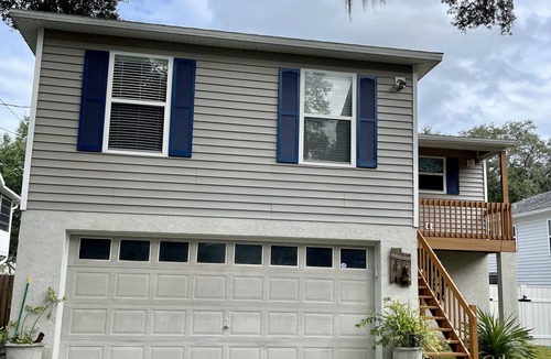 Tarpon Springs House | RELAXING GETAWAY THAT STILL FEELS LIKE HOME.