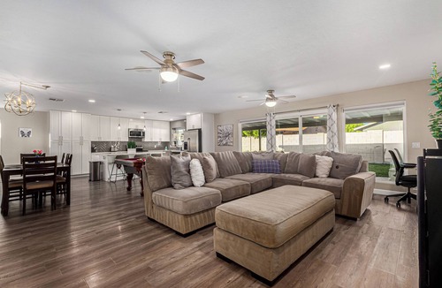 Deer Valley House | Relaxing Glendale Getaway Private Pool Pet Friendly Great Location!