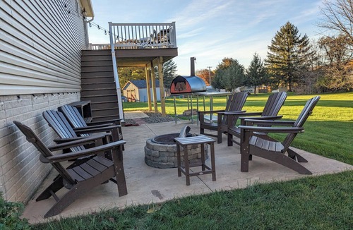 Zion House | Relaxing home in a quiet neighborhood - near PSU!