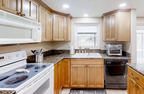 Spring Hill House | Relaxing home with private pool, gas grill, lanai, & kitchen - snowbird-friendly