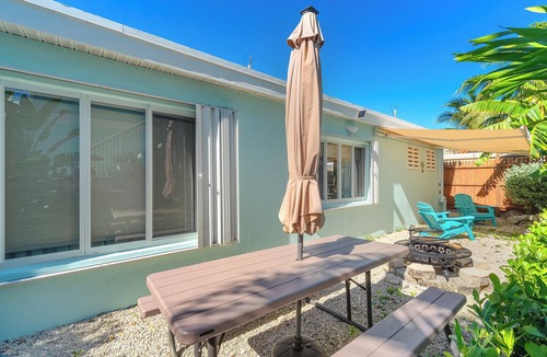 Marathon Villa | Relaxing Marathon Keys Home, Bikes & Beach Gear included Near Sombrero Beach