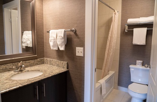 Banff Hotel | Relaxing Mountain Getaway! Superior Room