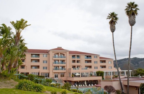 Avila Beach Resort | Relaxing Overnight Stay! 3 Convenient Units, Free Parking, Onsite Pool